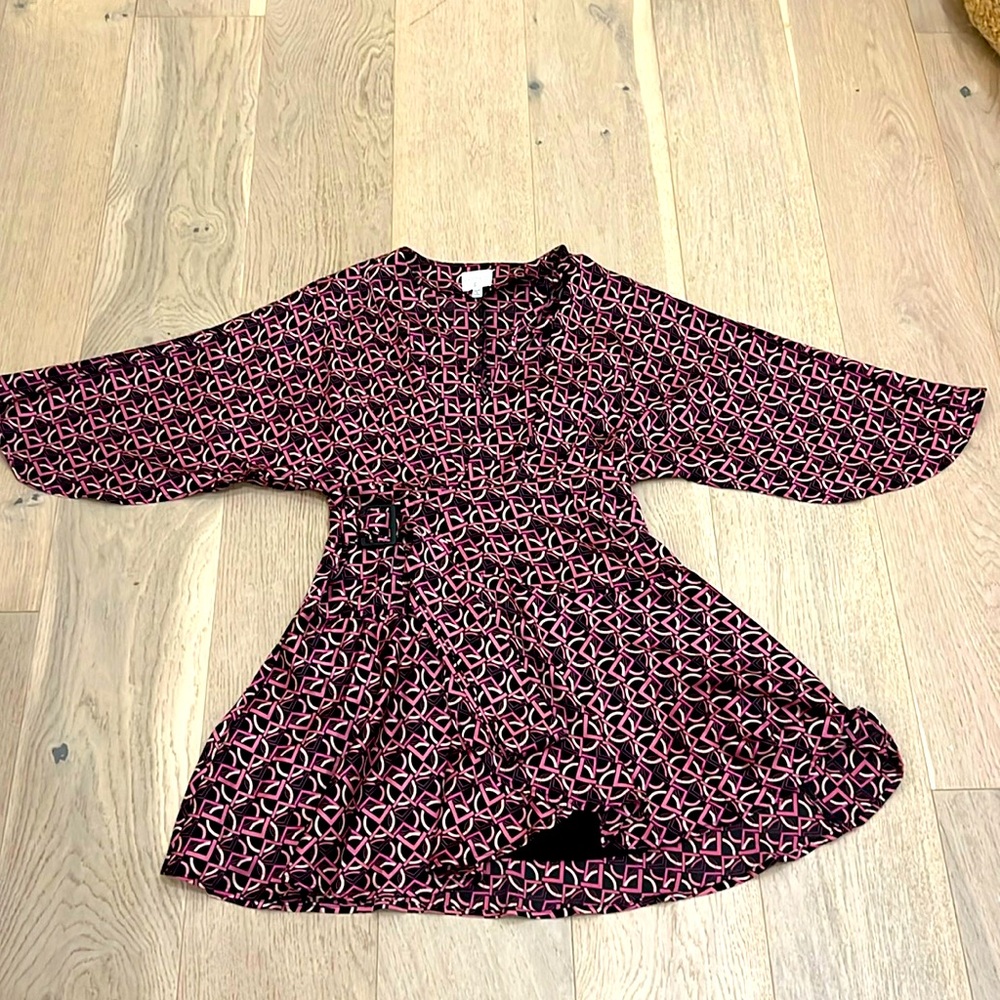 Geometric print wrap dress